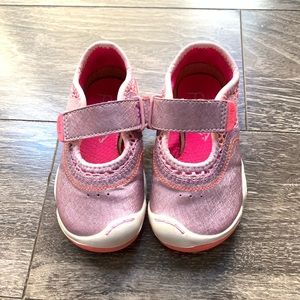 Plae Shoes Size 6 Pink Purple Toddler